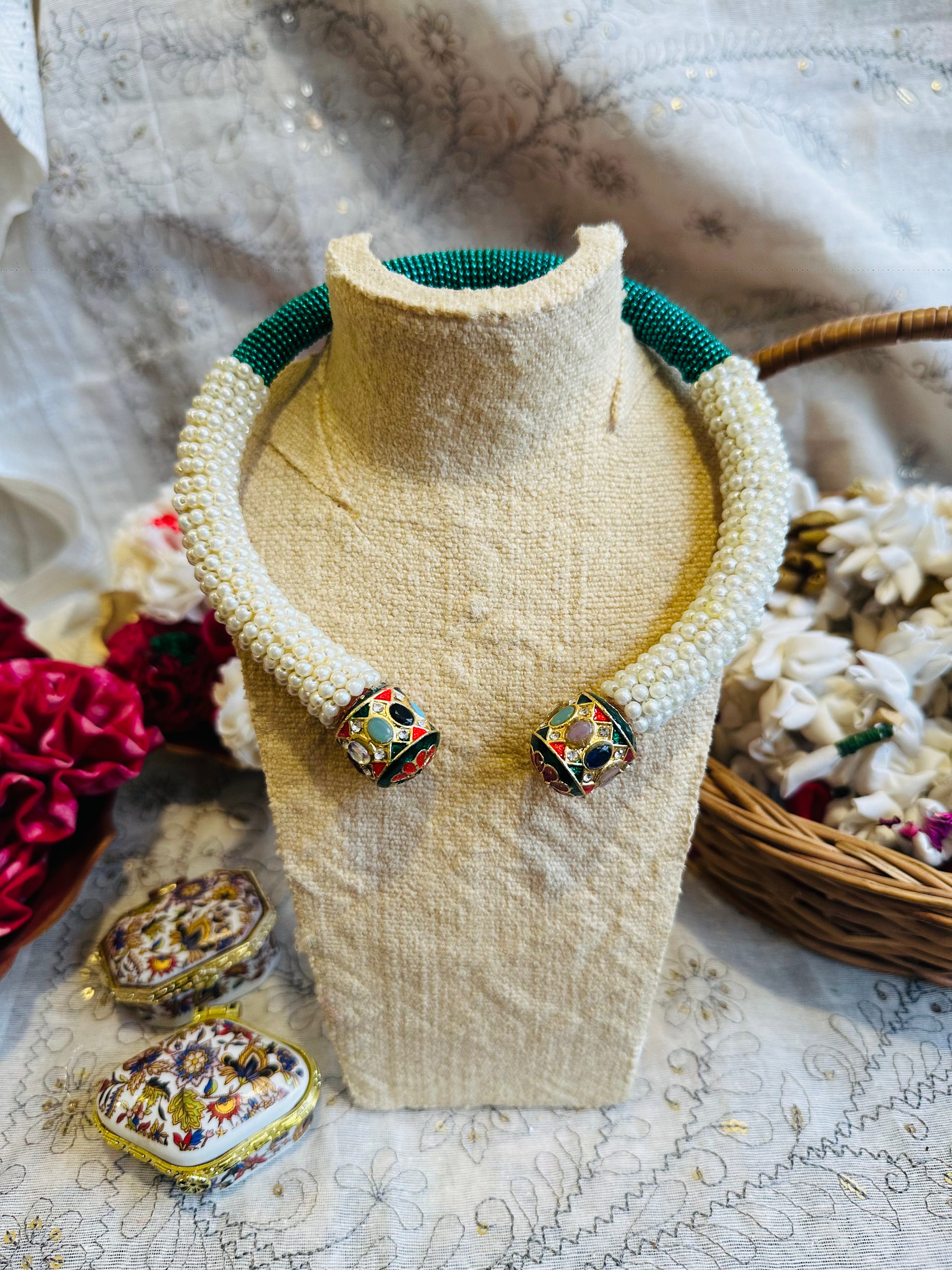 Jadau Kundan Hasli