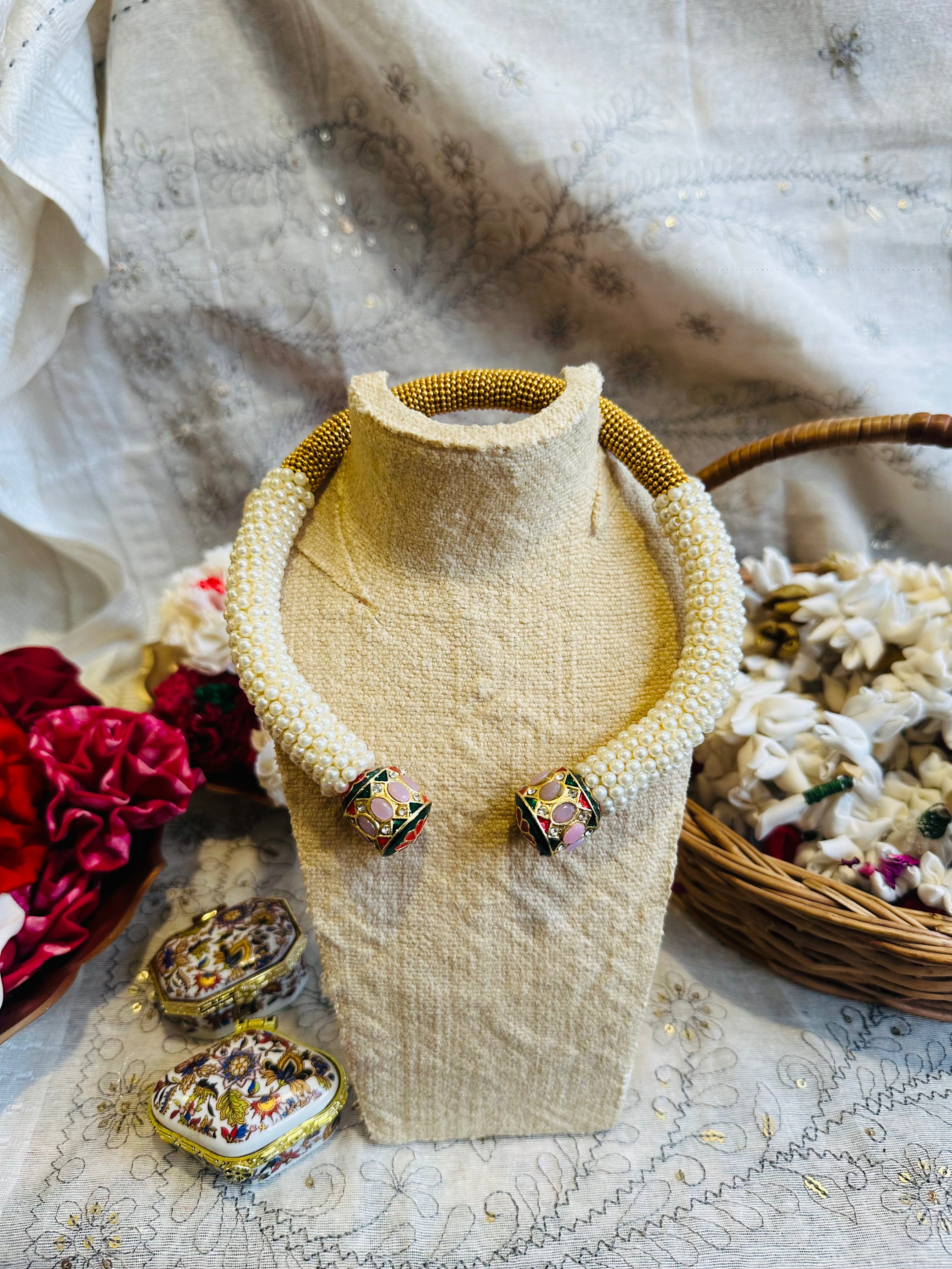 Jadau Kundan Hasli