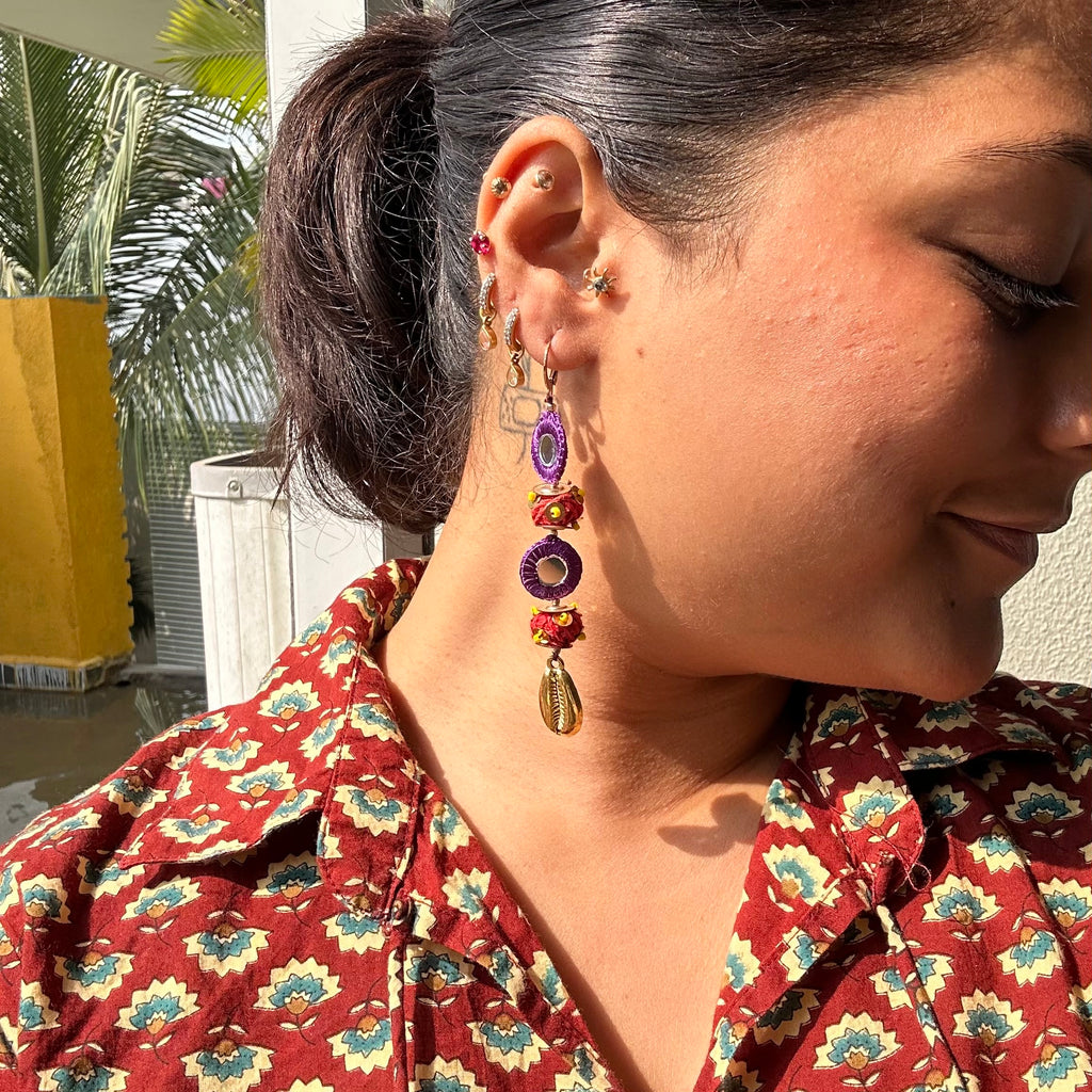 sheesha bindu earrings