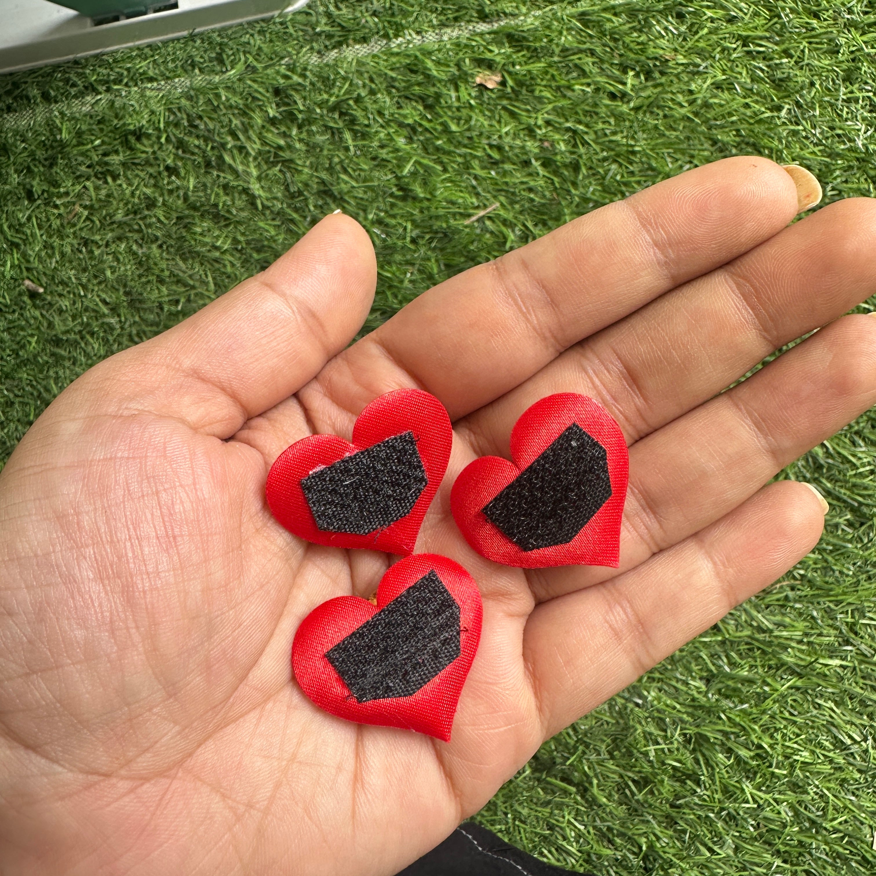 Heart velcro clips (set of 5)